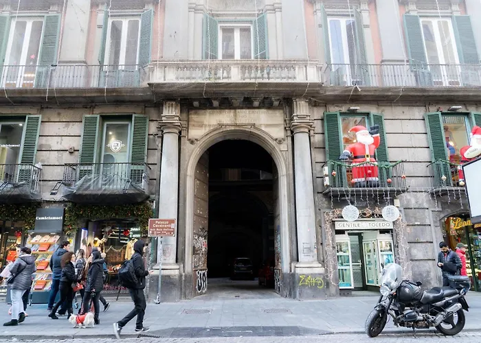 Domus Sibyllina, Palazzo Cavalcanti